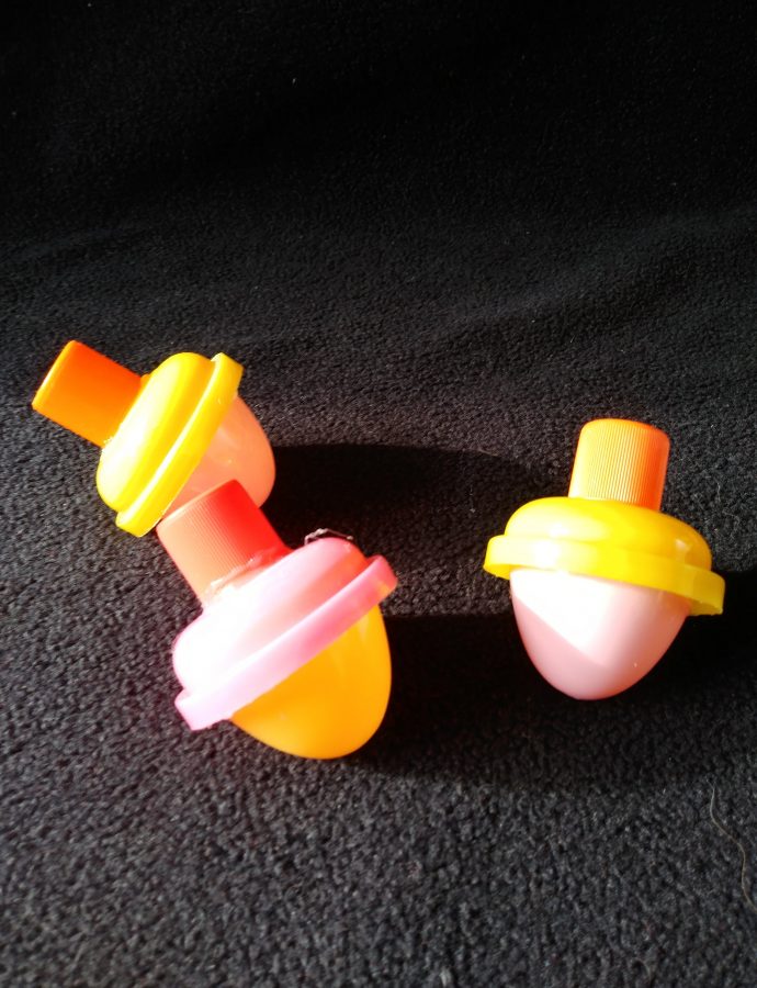 Plastic tops
